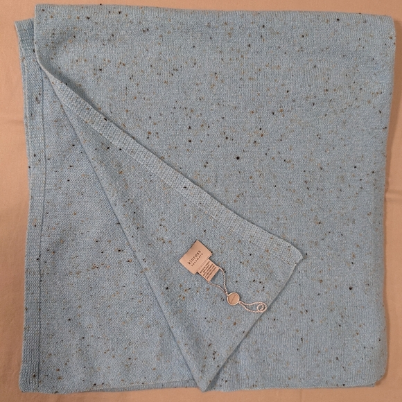 NWT: Kinross Cashmere Scarf- 17" x 75" - Picture 4 of 12